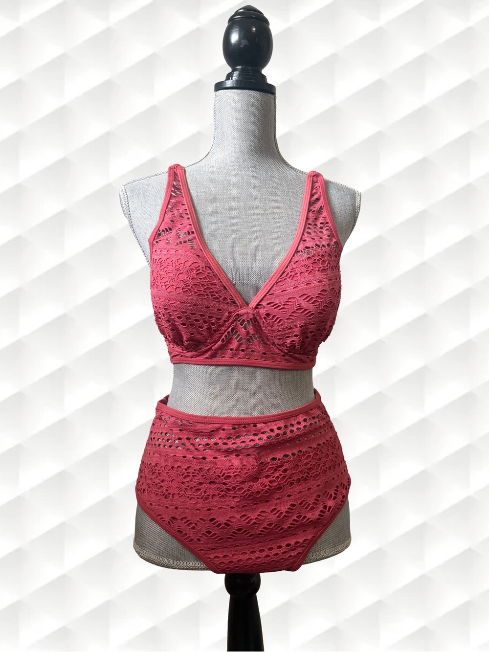 SWIMWEAR Lace Bralette & High-Waist Bathing Suit